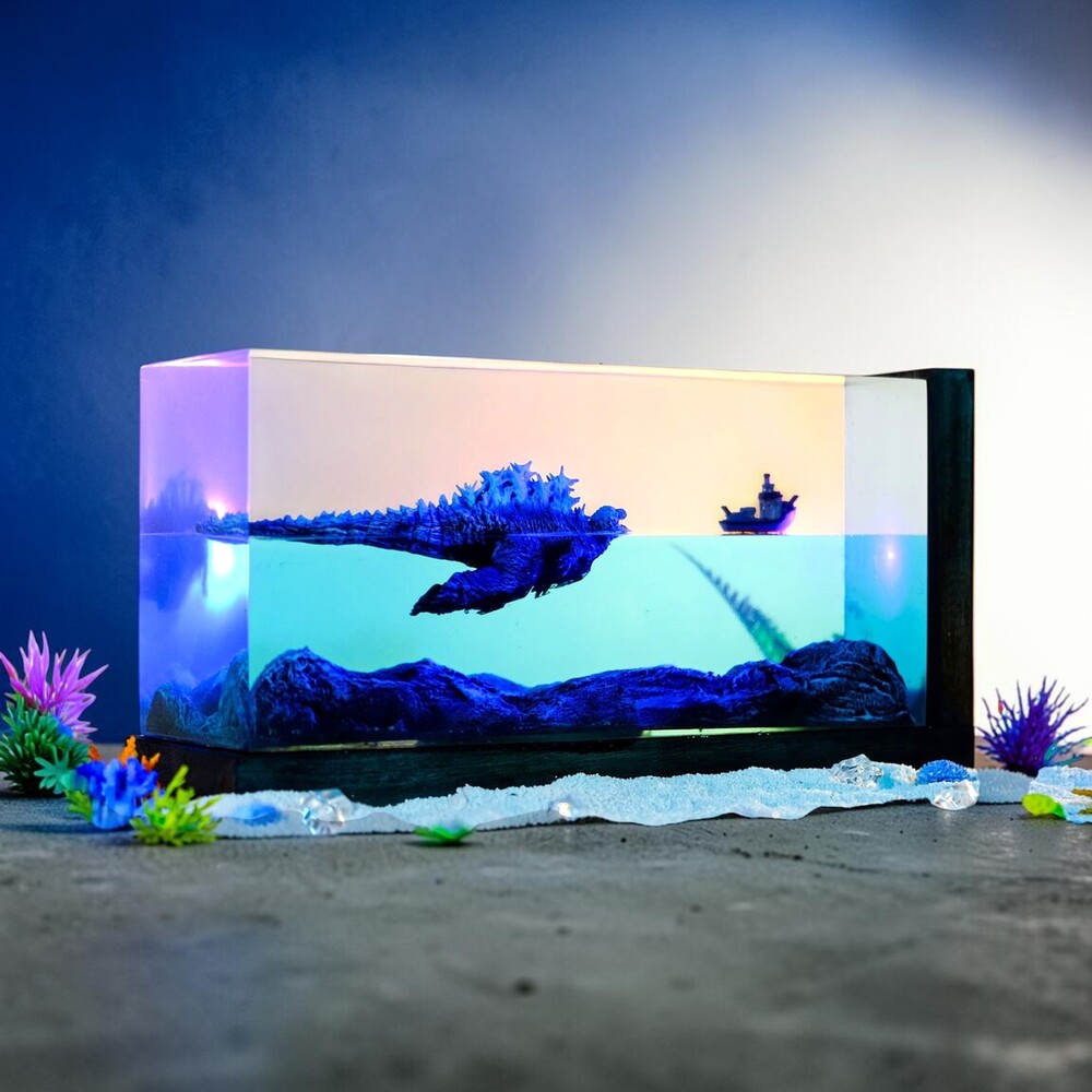 shin godzilla resin lamp