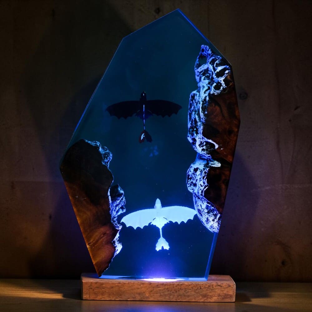 toothless epoxy lamp