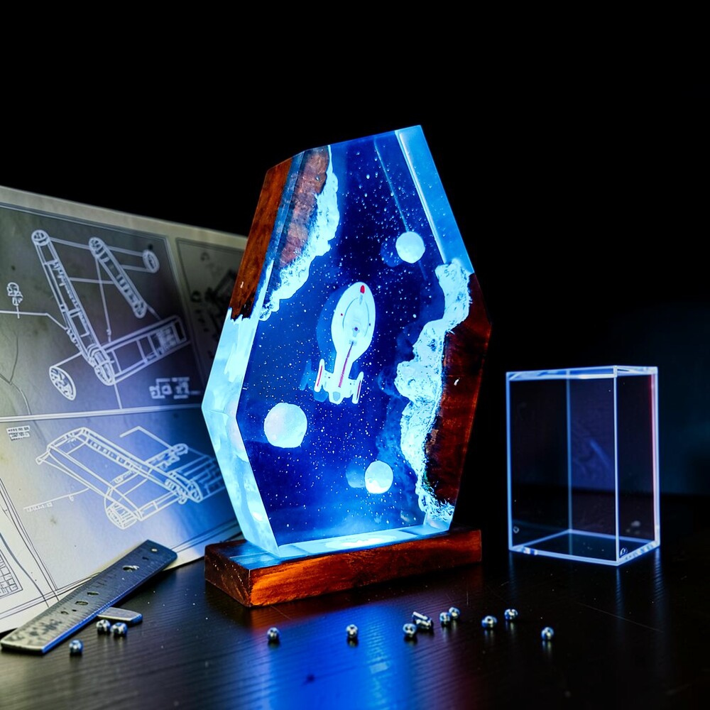 spaceship night light