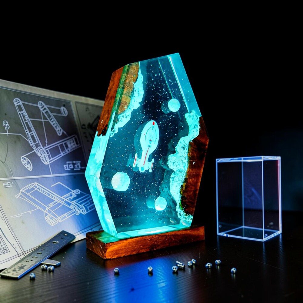 spaceship resin lamp decor