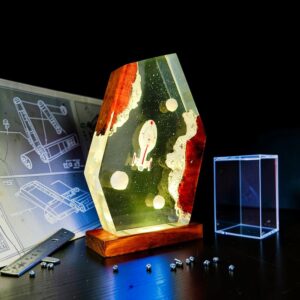 spaceship resin lamp