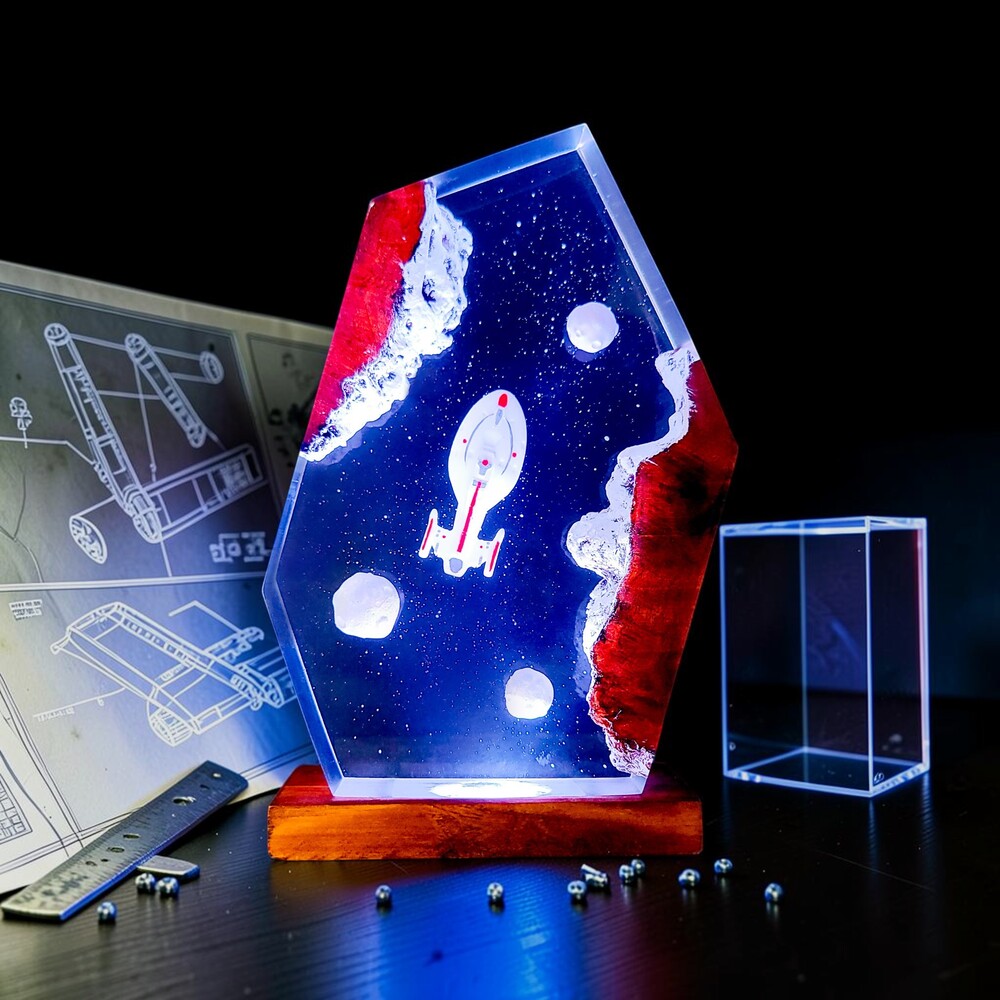 Handcrafted Spaceship Lamp: Cosmic Resin