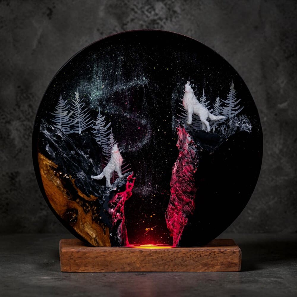 wolf lamp red