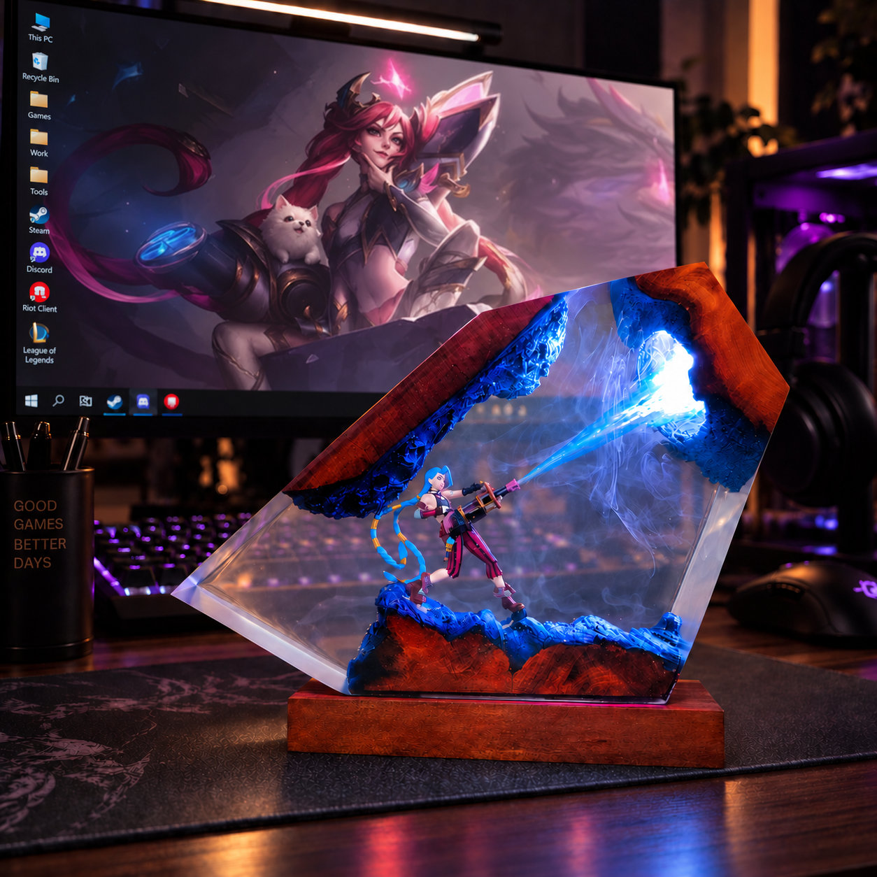 Handmade Jinx Resin Lamp | League of Legends Diorama, Arcane Night Light - Image 4